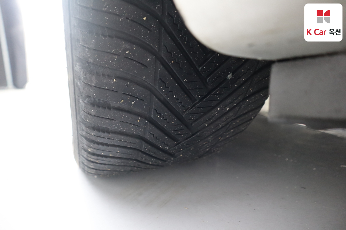 Kia K7 2012 - Image 36