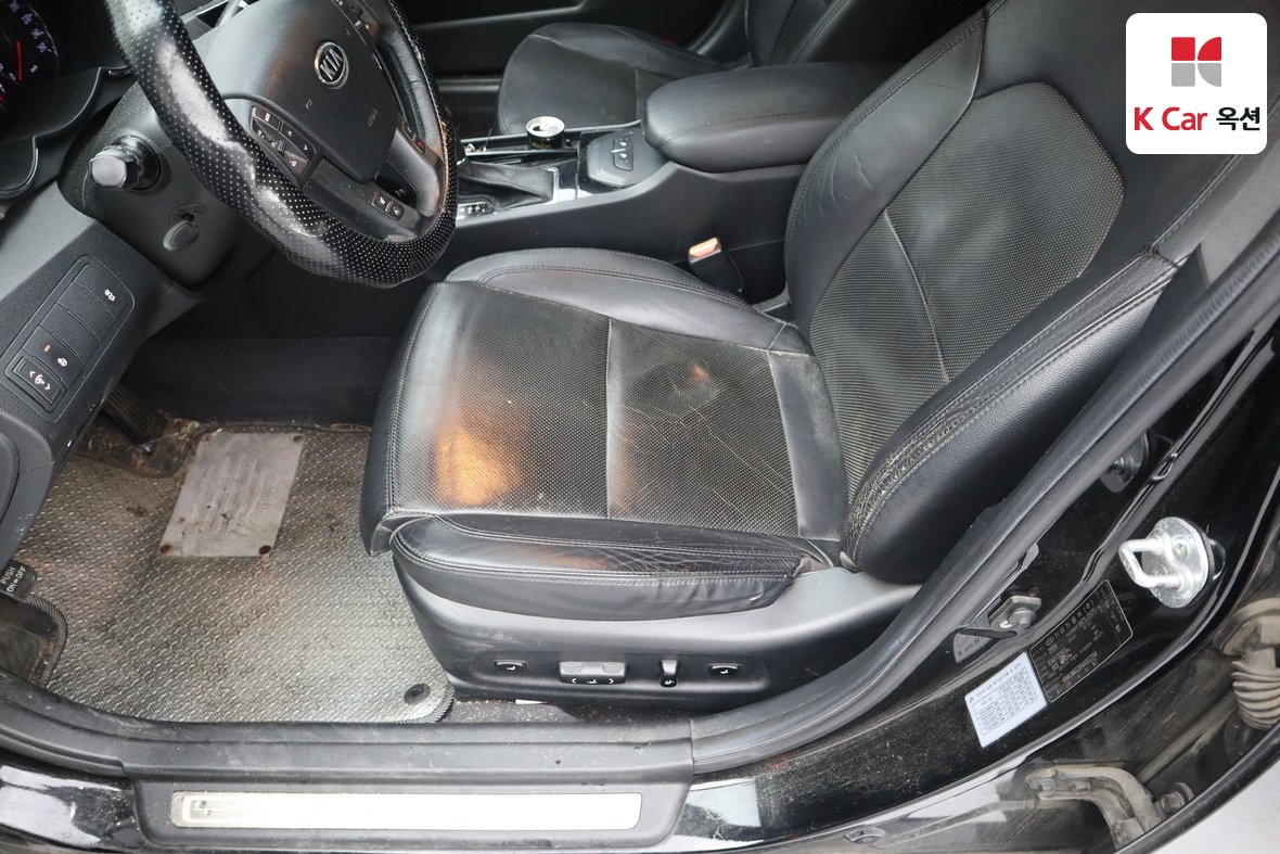 Kia K7 2010 - Image 19