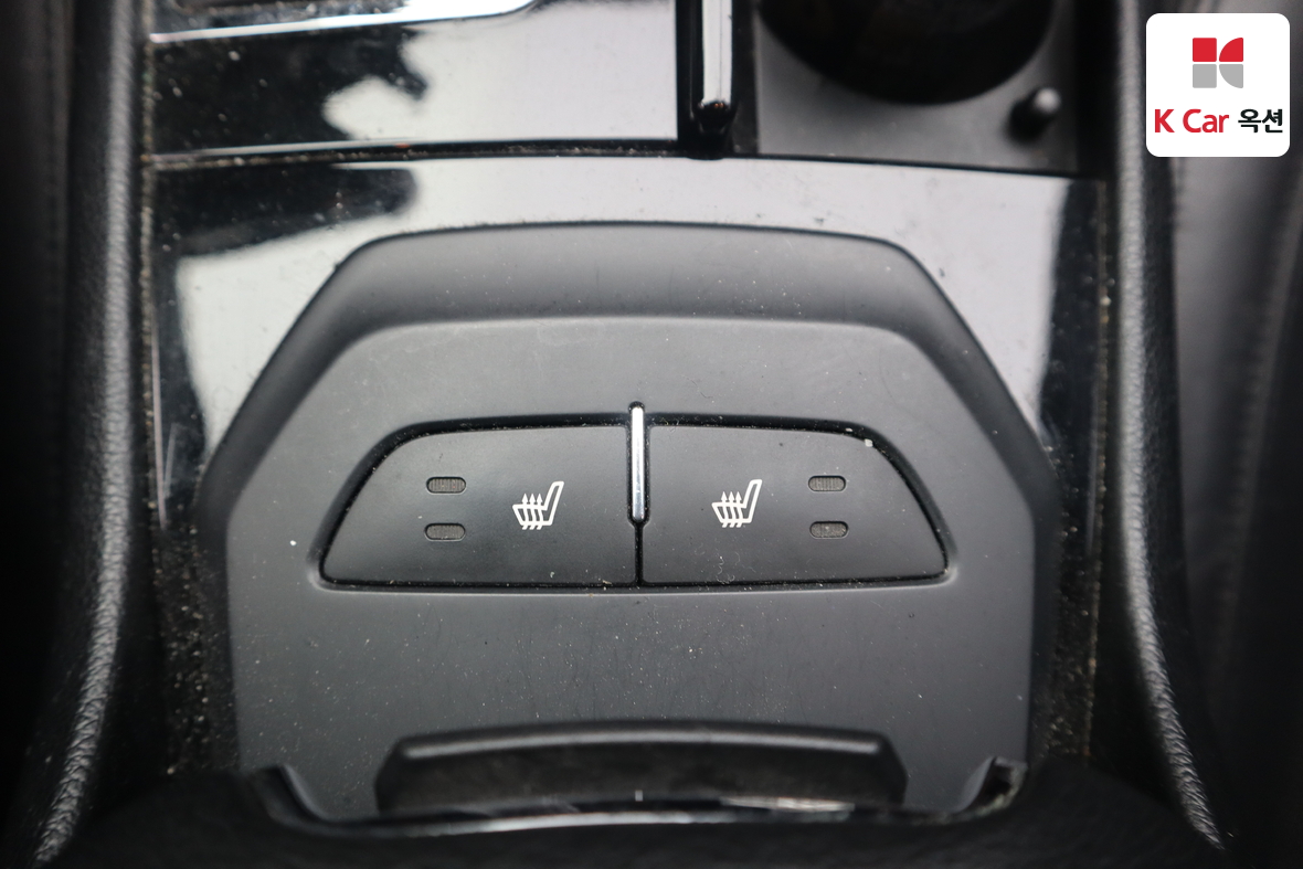 Kia K7 2010 - Image 15