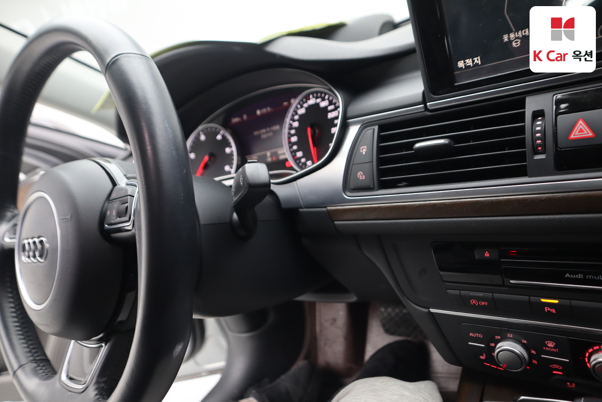 Audi A6 2015 - Image 11