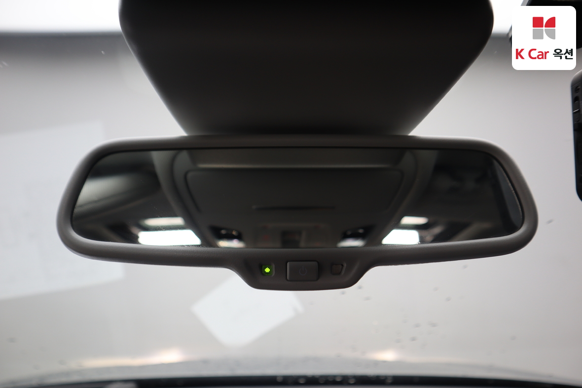 Audi A6 2015 - Image 12
