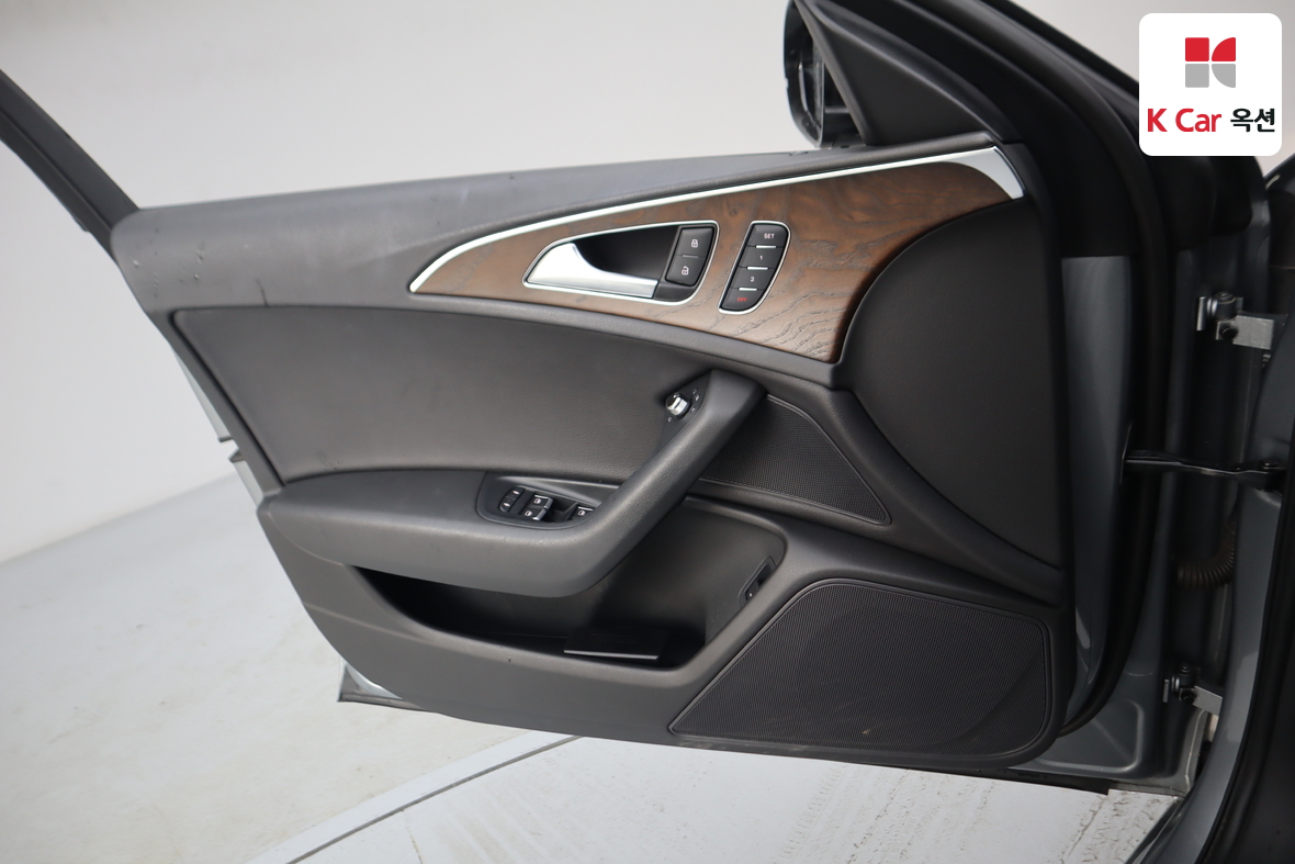 Audi A6 2015 - Image 8