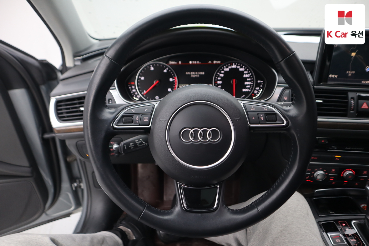 Audi A6 2015 - Image 10