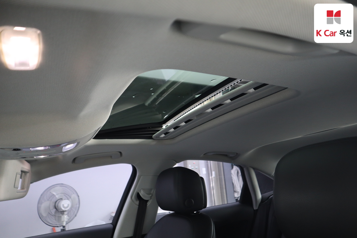 Audi A6 2015 - Image 23