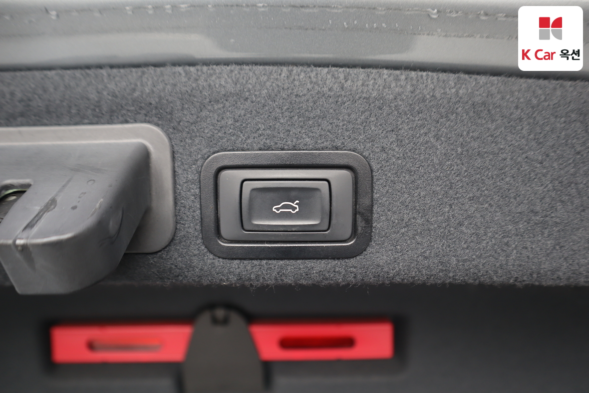 Audi A6 2015 - Image 29