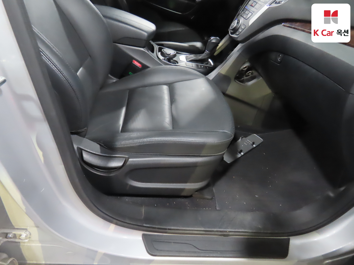 Hyundai Santa Fe 2016 - Image 31