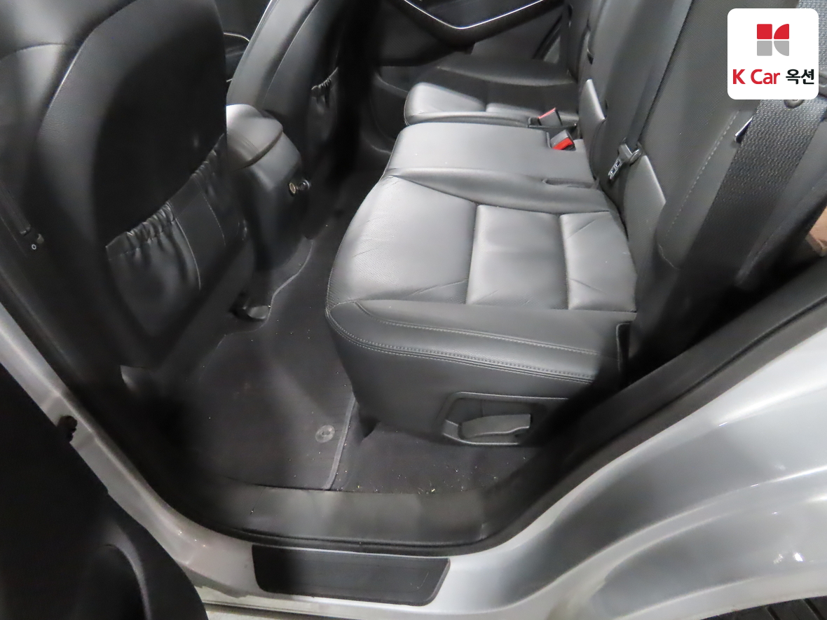 Hyundai Santa Fe 2016 - Image 24