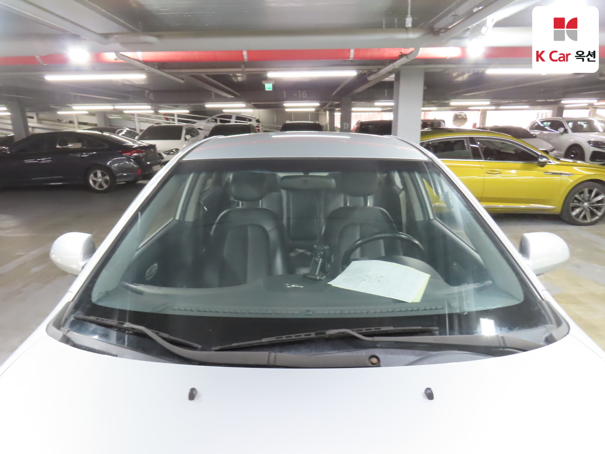 Hyundai Elantra 2009 - Image 33