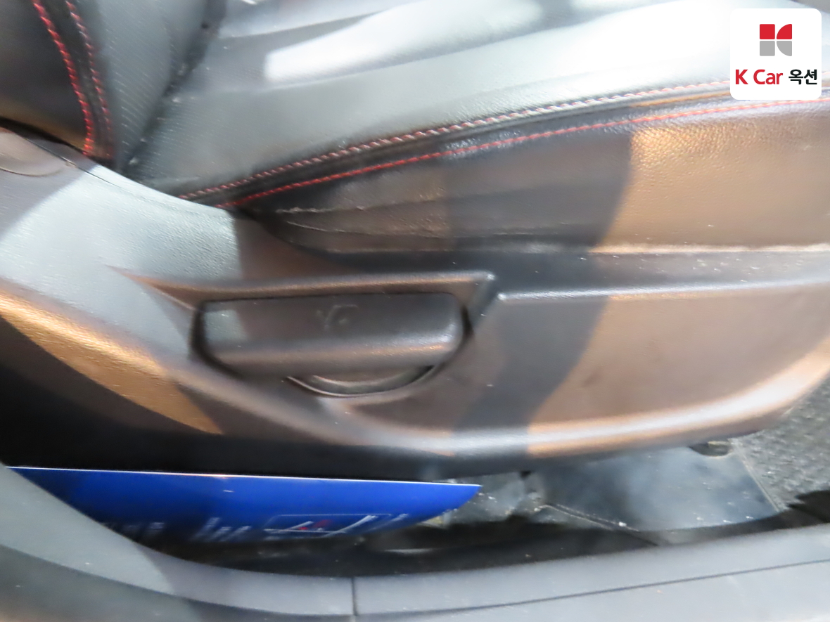 Hyundai Elantra 2009 - Image 29