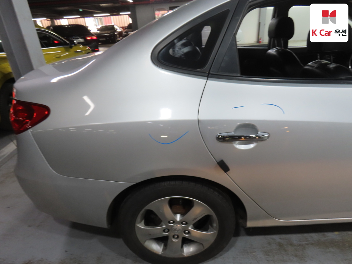 Hyundai Elantra 2009 - Image 38