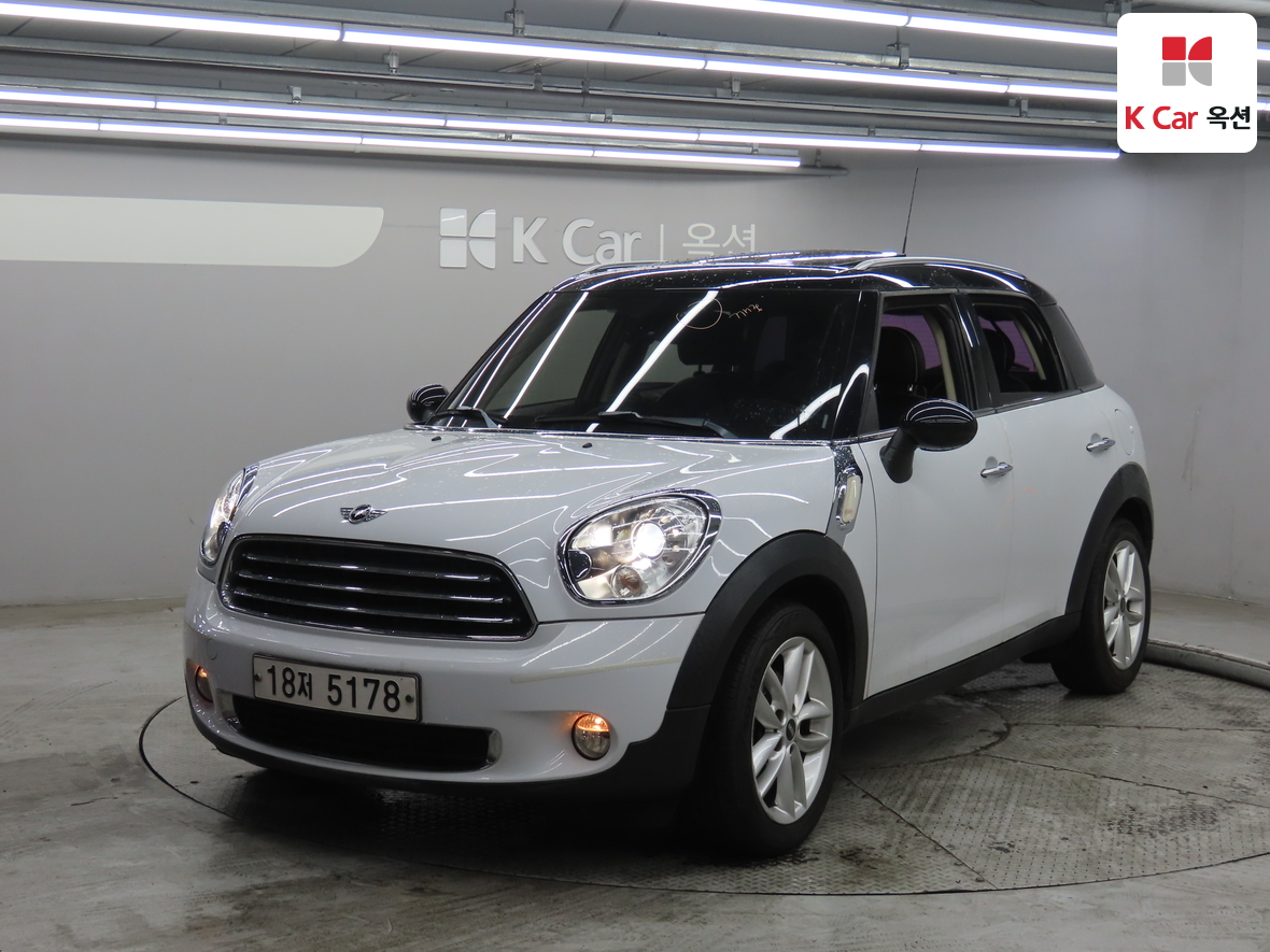 BMW MINI 2012 - Image 1