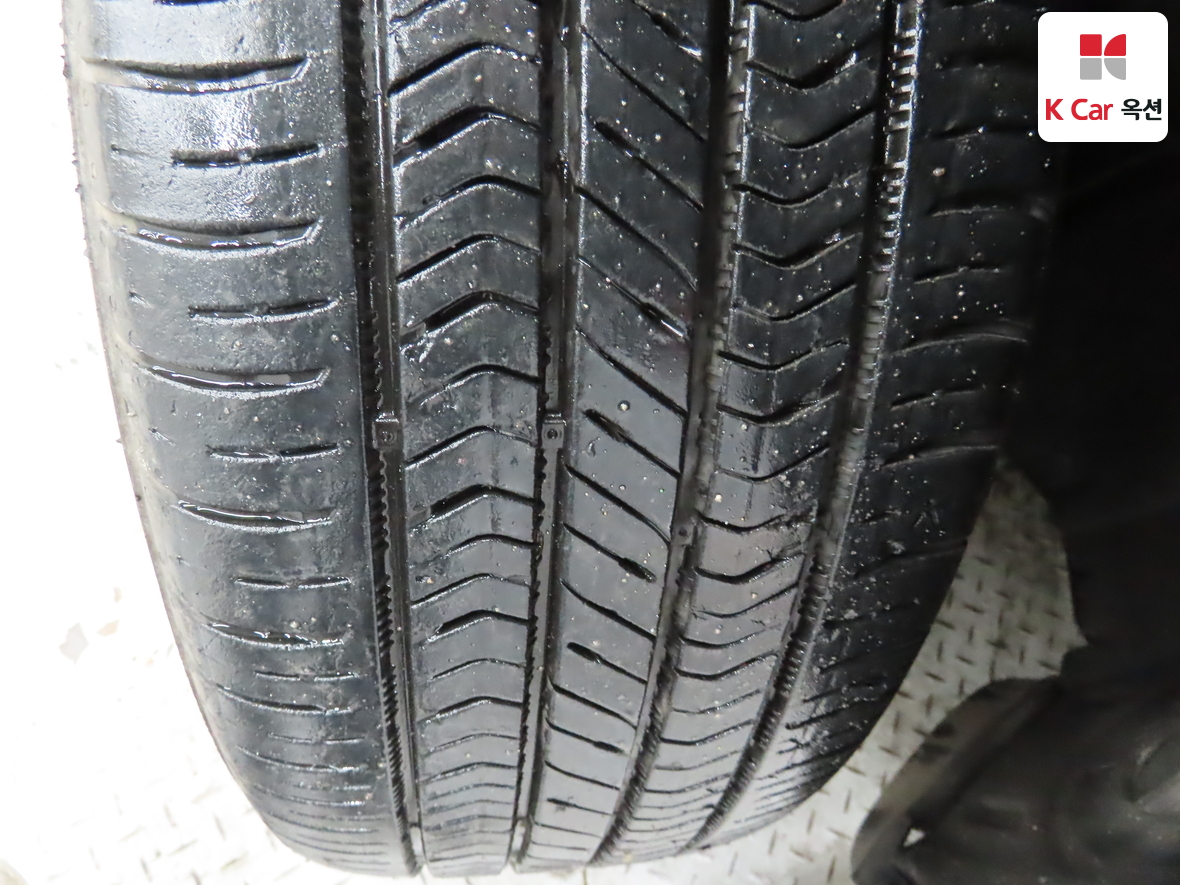 BMW MINI 2012 - Image 34