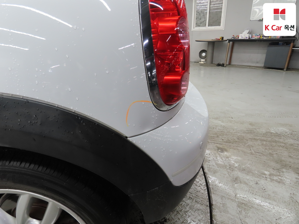 BMW MINI 2012 - Image 38