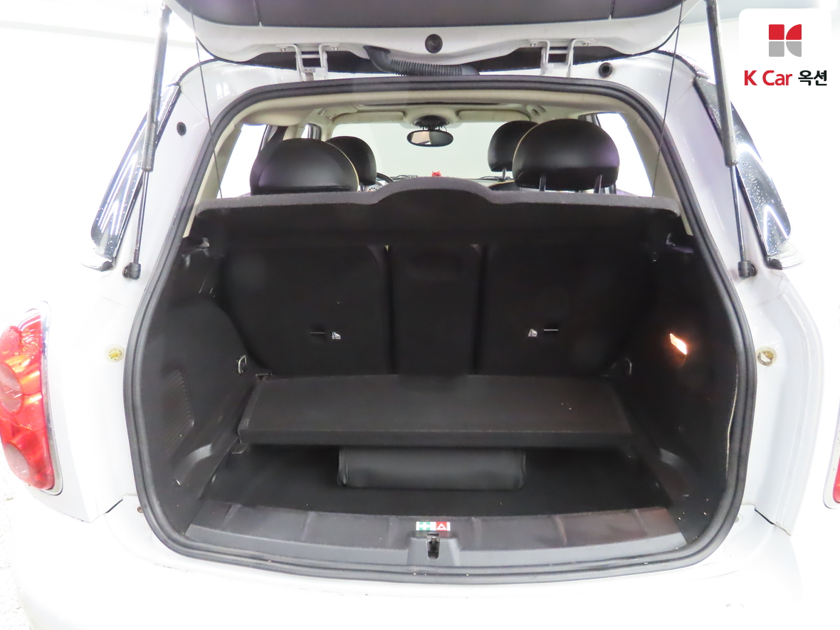 BMW MINI 2012 - Image 27