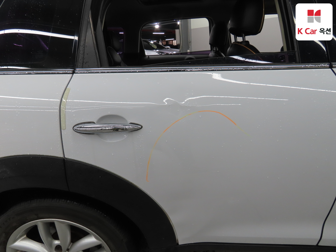 BMW MINI 2012 - Image 39