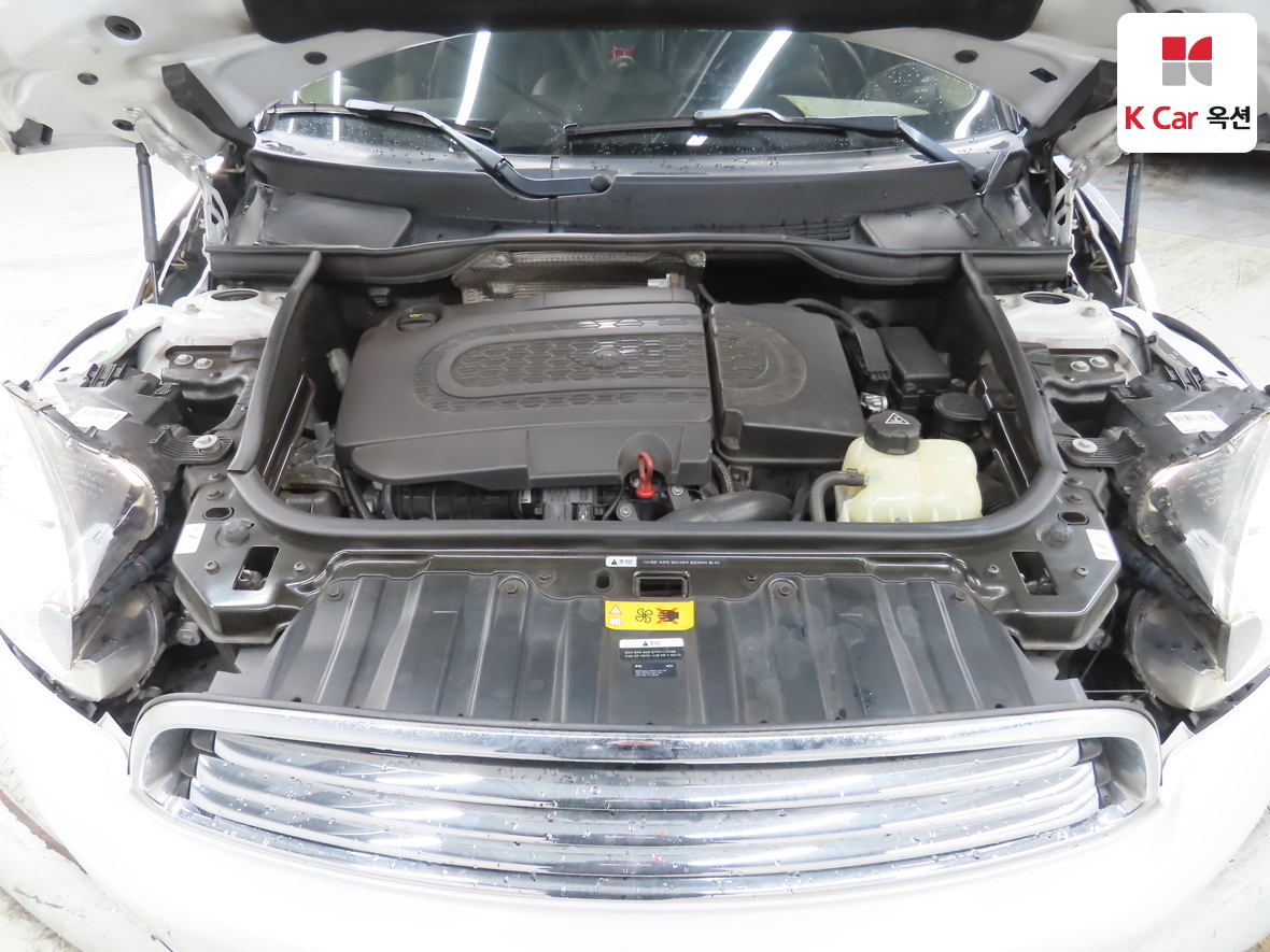 BMW MINI 2012 - Image 35