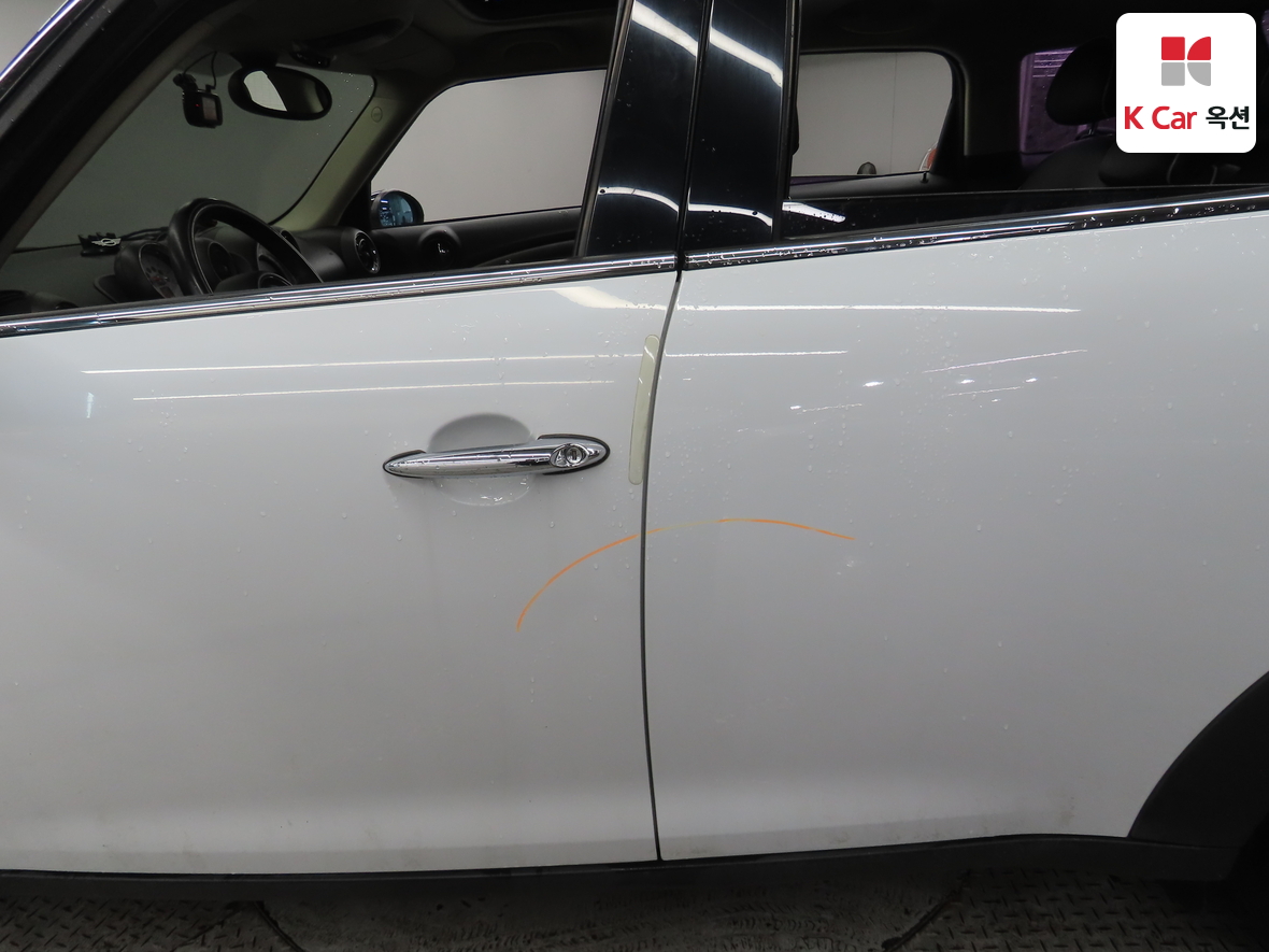 BMW MINI 2012 - Image 37