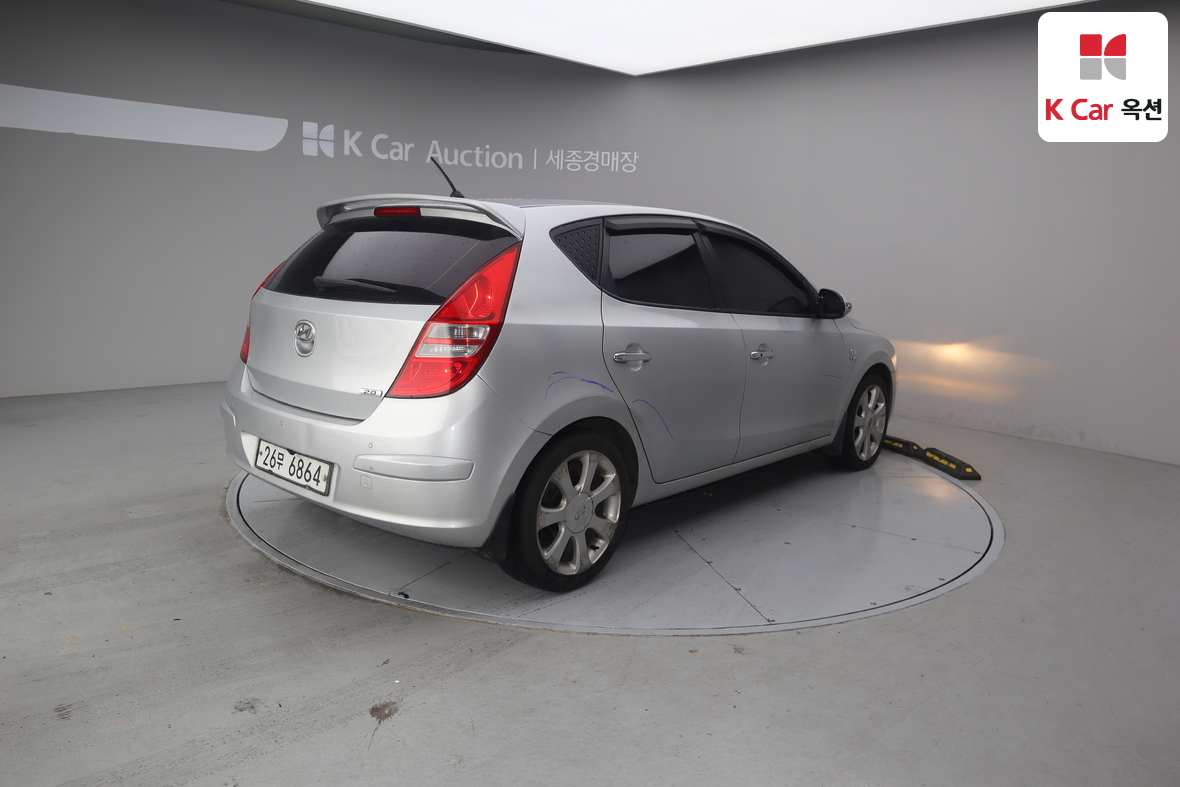 Hyundai i30 2008 - Image 2