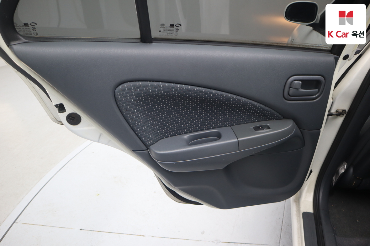 Renault Samsung SM3 2010 - Image 21