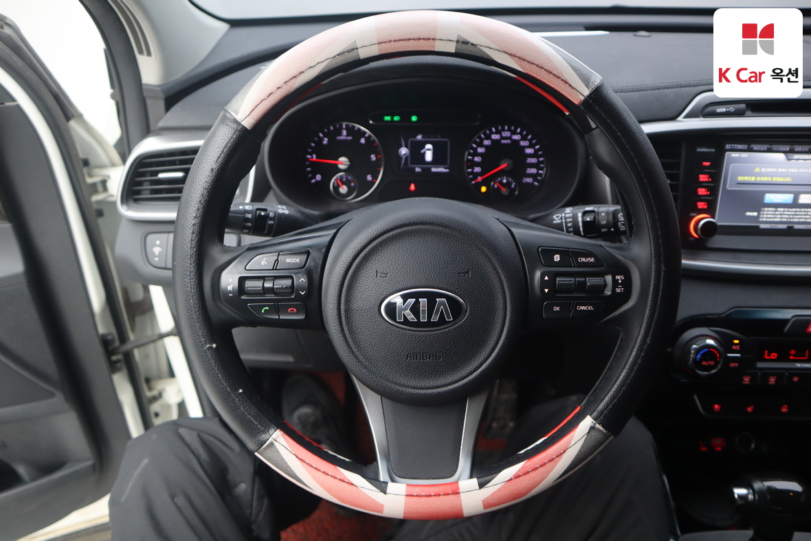 كيا سورينتو 2016 - صورة 10