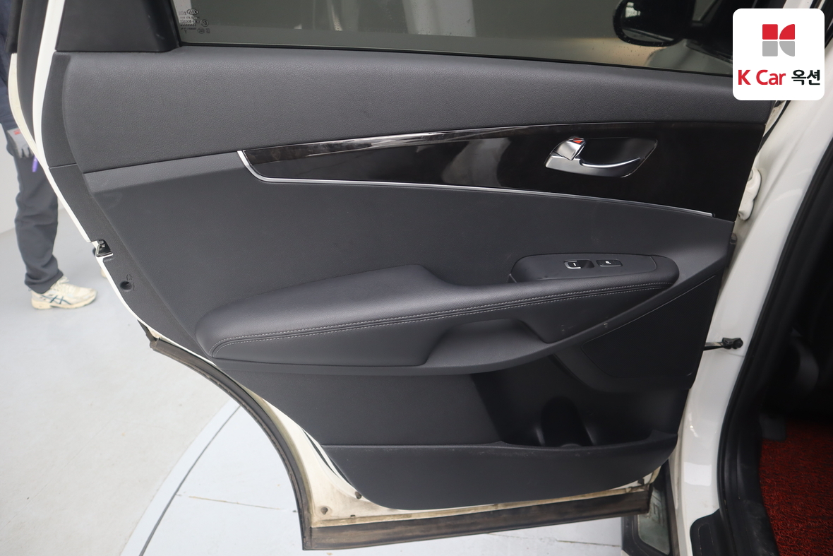 كيا سورينتو 2016 - صورة 21