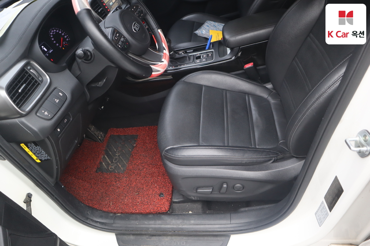 كيا سورينتو 2016 - صورة 19