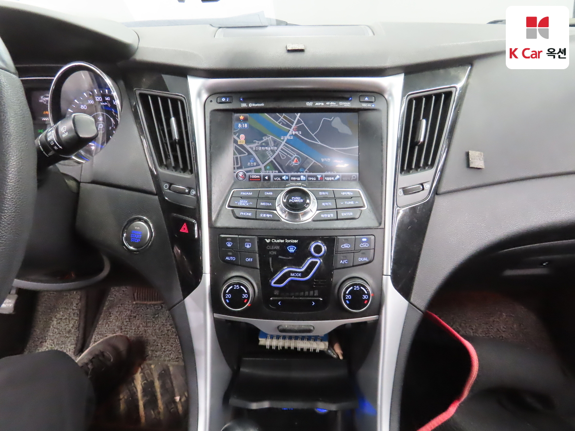 Hyundai Sonata 2010 - Image 6