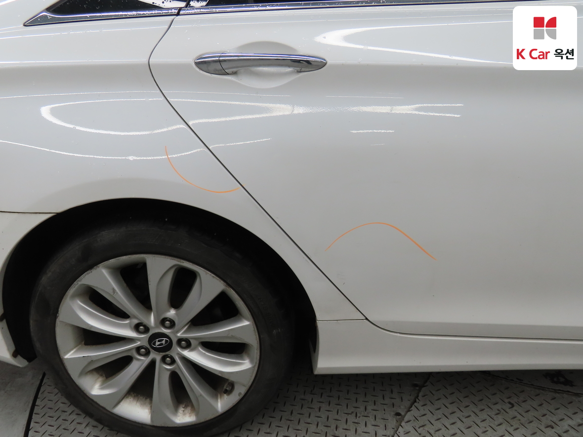 Hyundai Sonata 2010 - Image 41