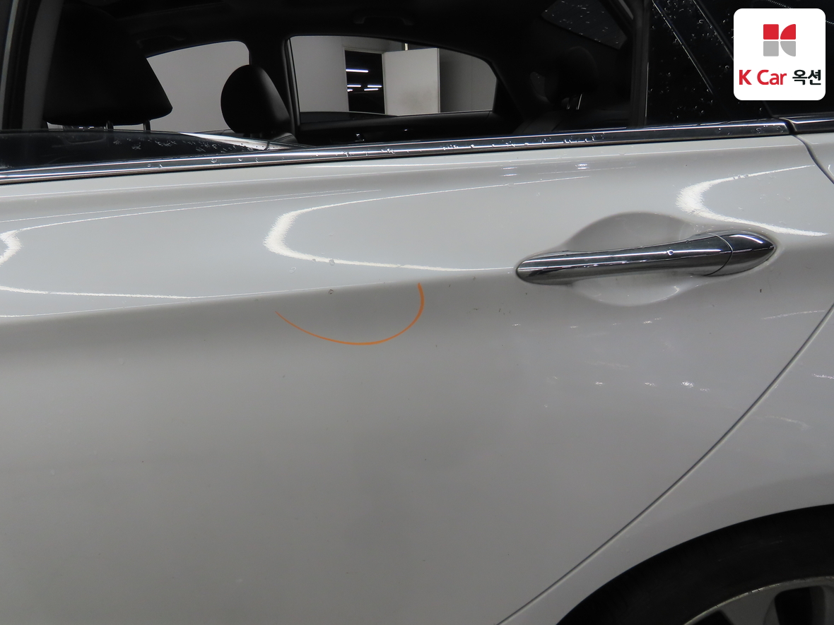 Hyundai Sonata 2010 - Image 39