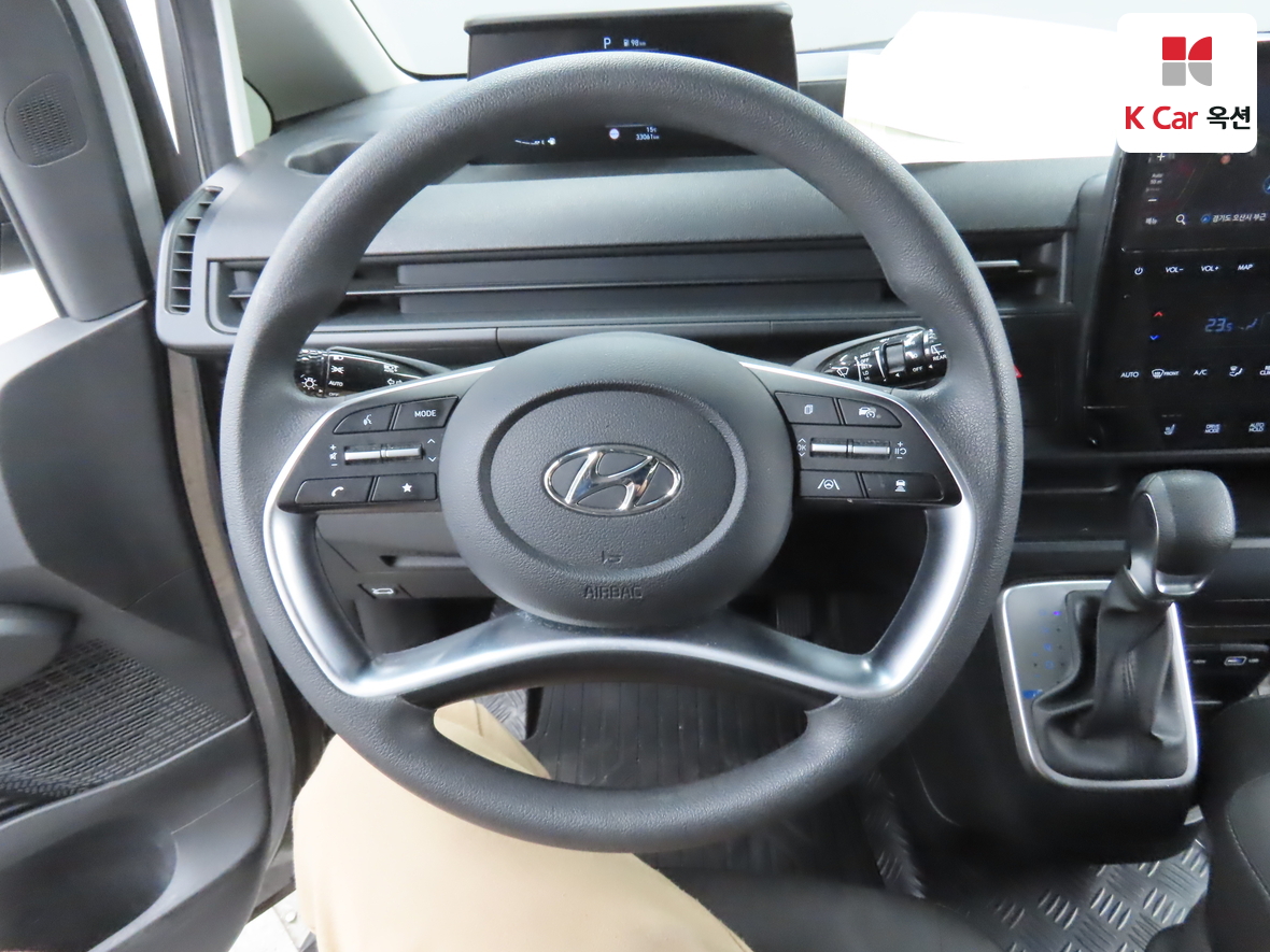 Hyundai Staria 2022 - Image 10