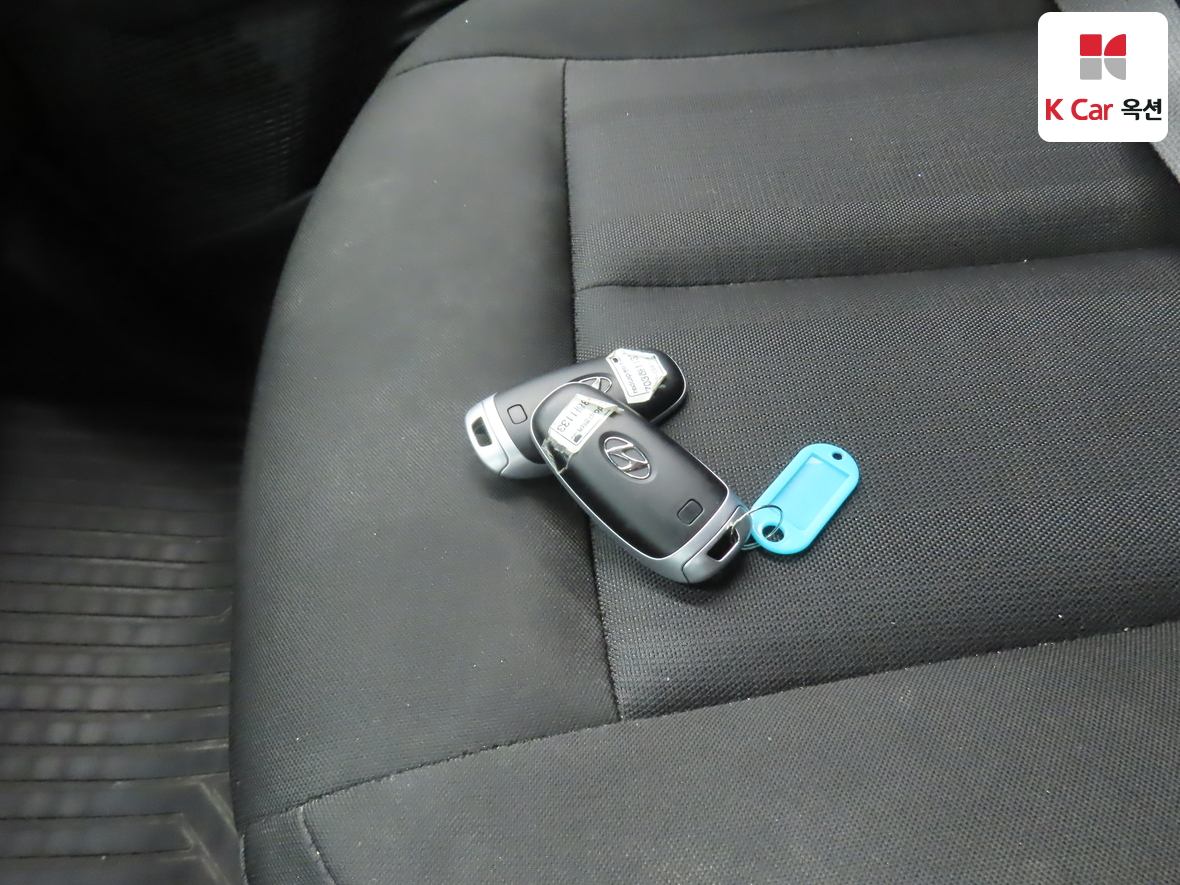 Hyundai Staria 2022 - Image 17