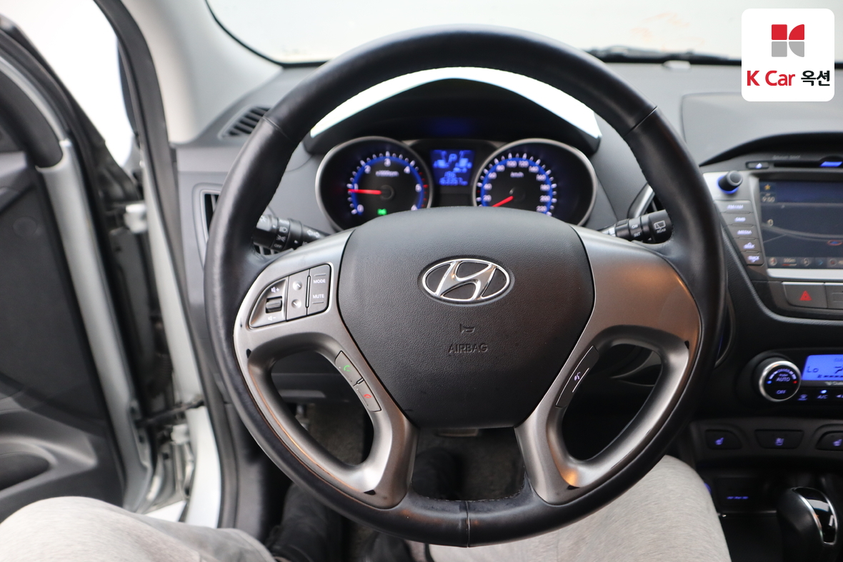 هيونداي توسان 2015 - صورة 10