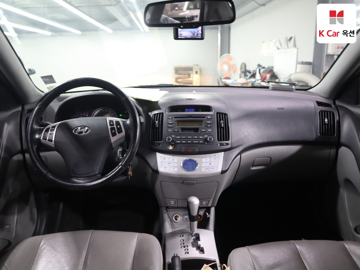 Hyundai Elantra 2008 - Image 3