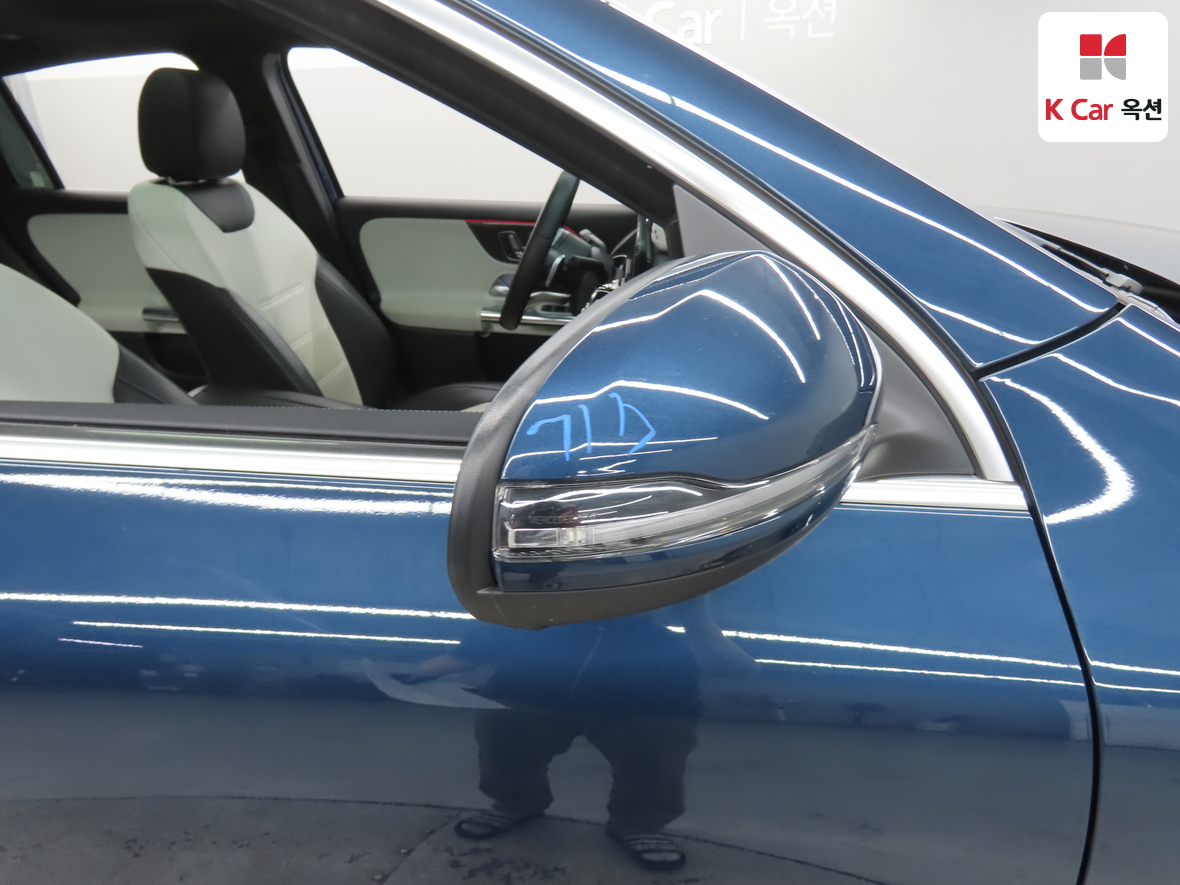 Mercedes-Benz GLA-Class 2021 - Image 39