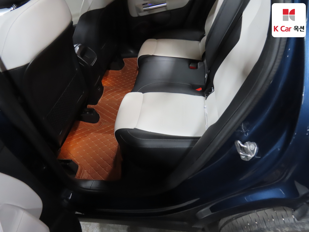 Mercedes-Benz GLA-Class 2021 - Image 25