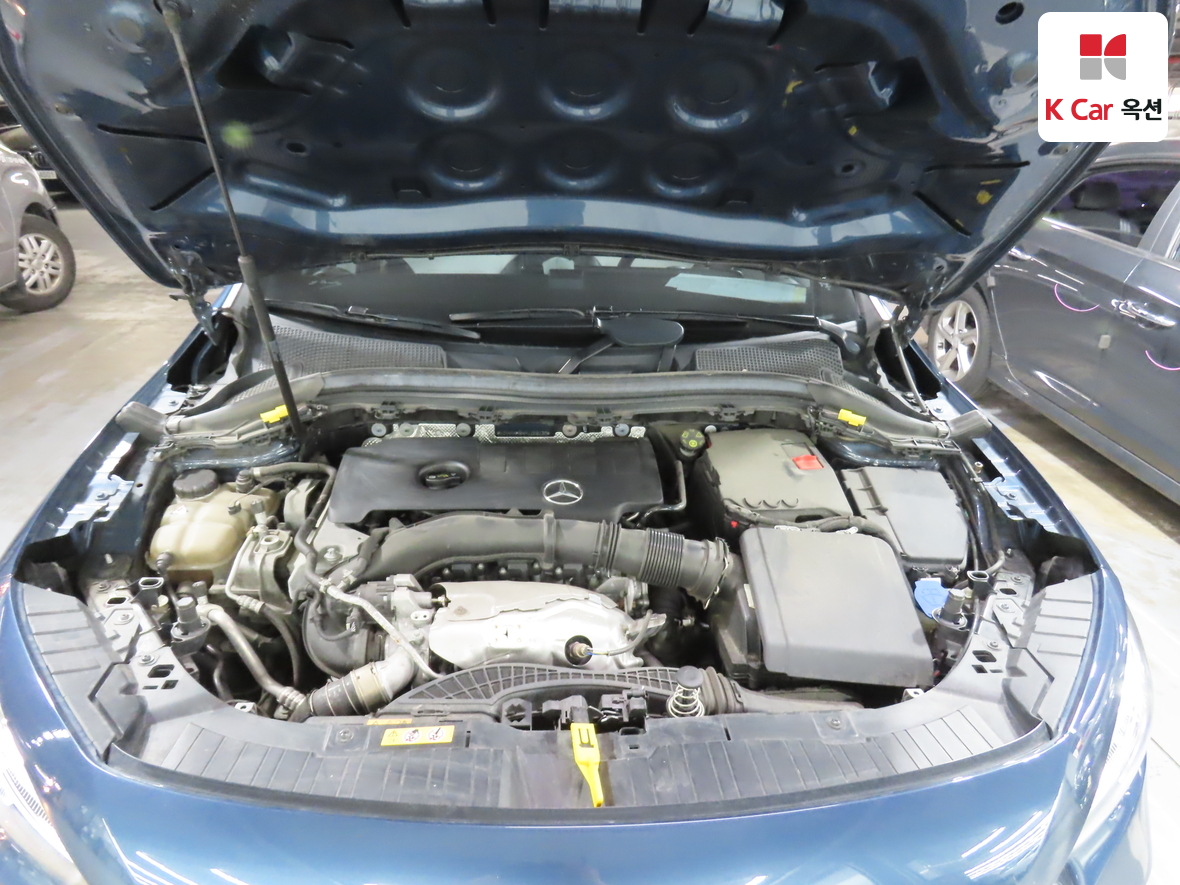 Mercedes-Benz GLA-Class 2021 - Image 36