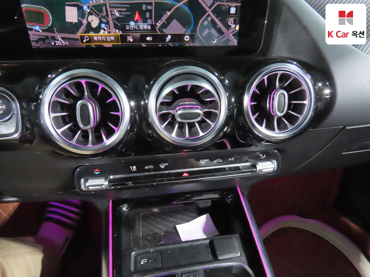 Mercedes-Benz GLA-Class 2021 - Image 15