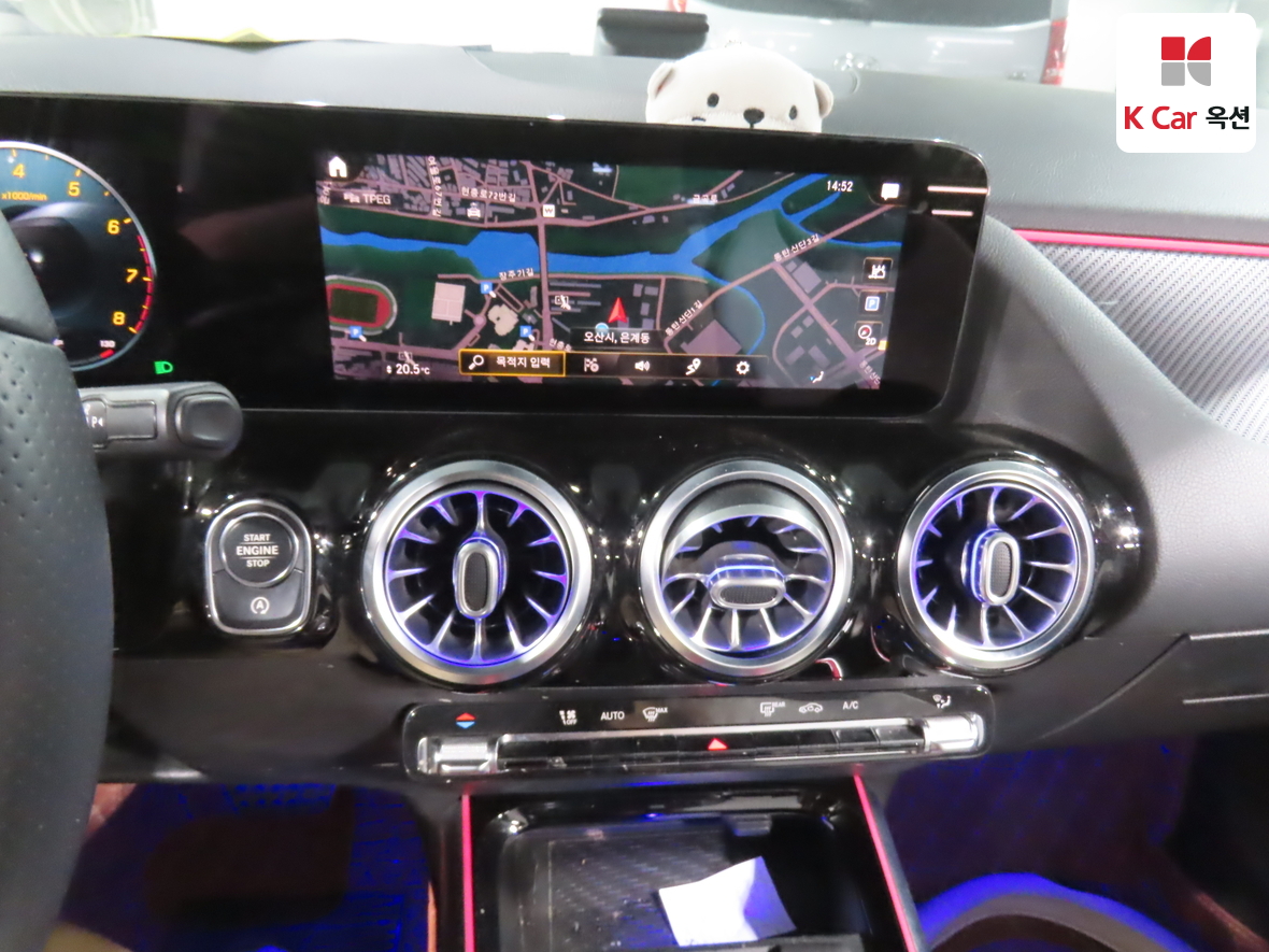 Mercedes-Benz GLA-Class 2021 - Image 6