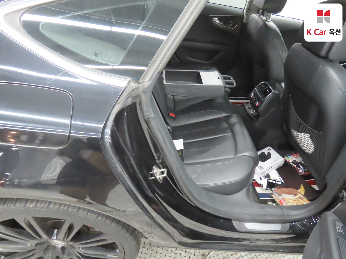 Audi A7 2014 - Image 30