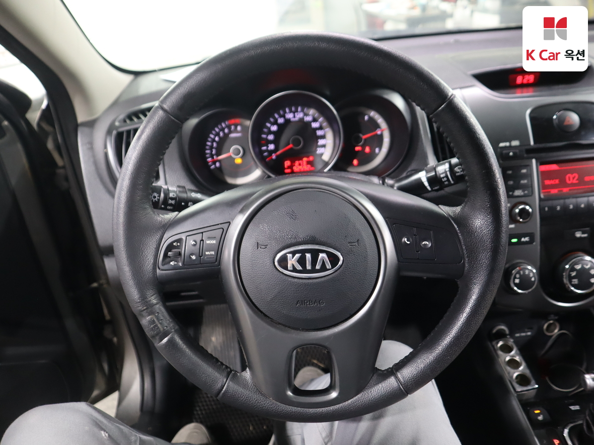 Kia Forte 2012 - Image 10