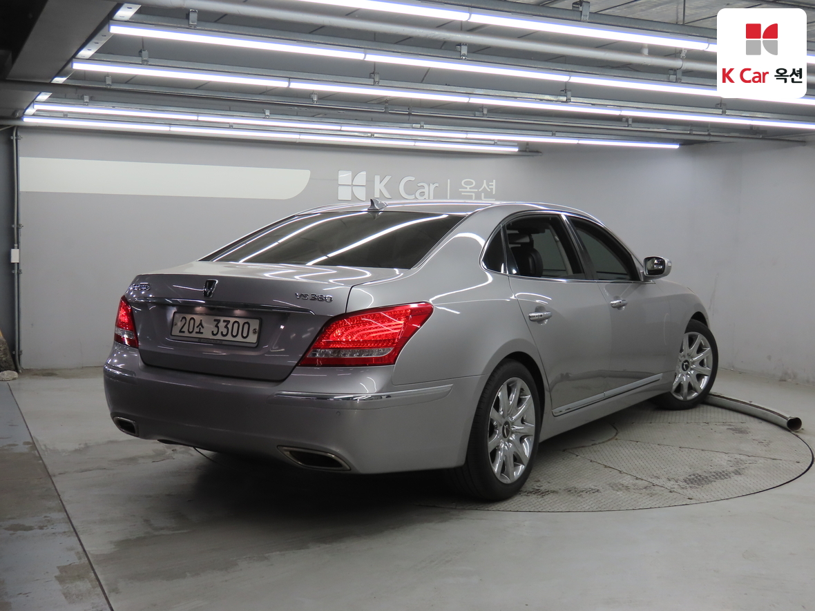 هيونداي إيكوس 2010 - صورة 2