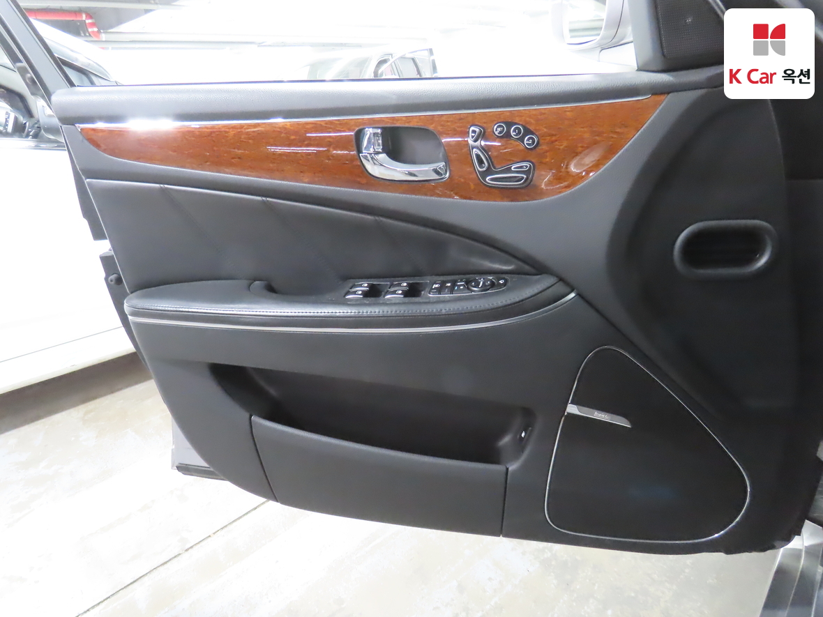 هيونداي إيكوس 2010 - صورة 8