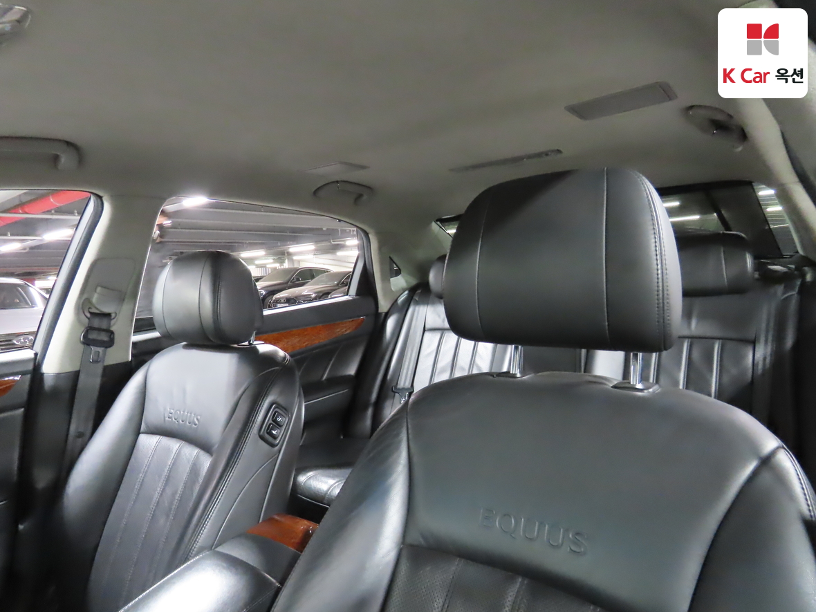 هيونداي إيكوس 2010 - صورة 19