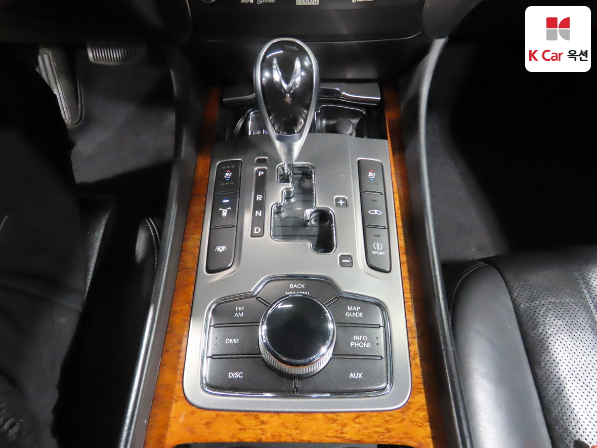 هيونداي إيكوس 2010 - صورة 16