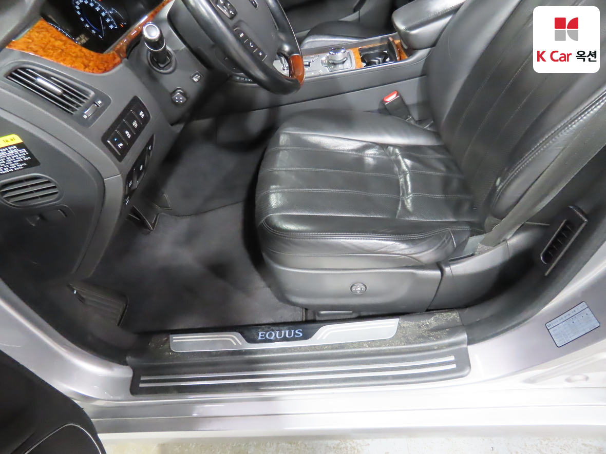 هيونداي إيكوس 2010 - صورة 18