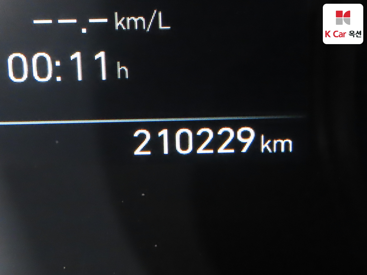 Genesis G80 2018 - Image 4