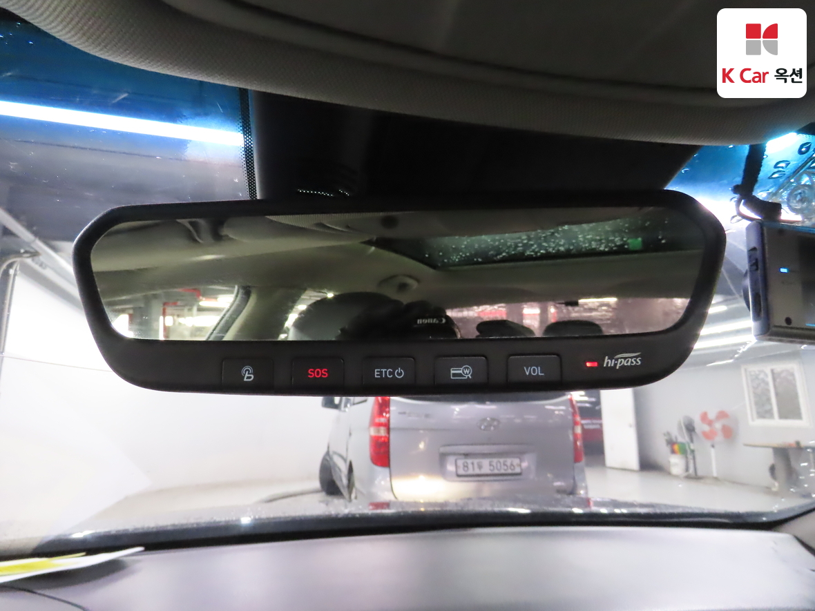 Genesis G80 2018 - Image 13