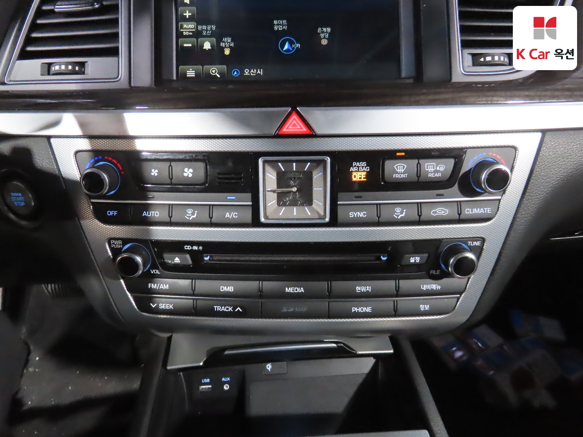 Genesis G80 2018 - Image 15