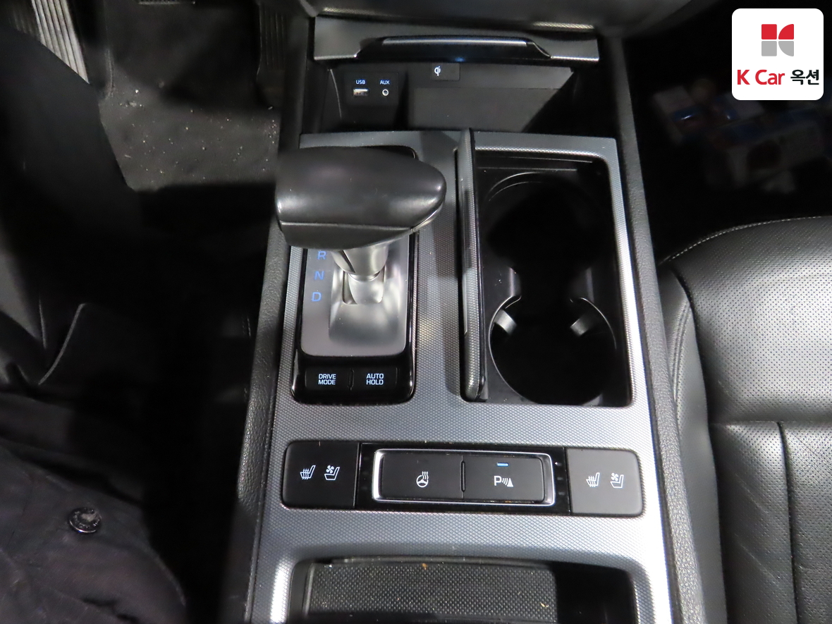 Genesis G80 2018 - Image 16