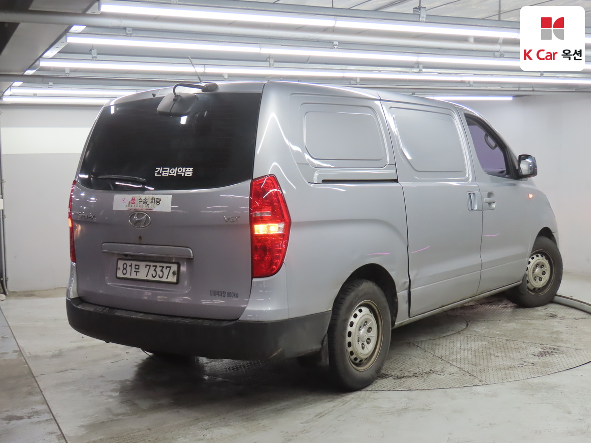 Hyundai Grand Starex 2017 - Image 2